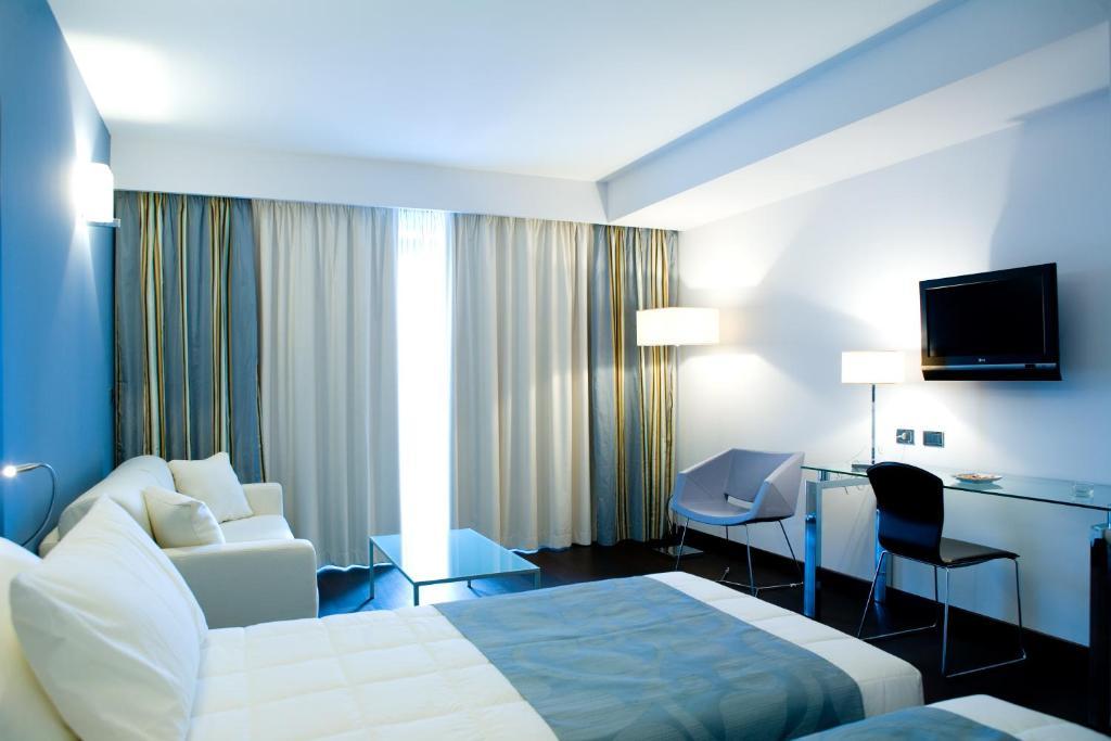Hotel Napoleon Torre Melissa Bilik gambar