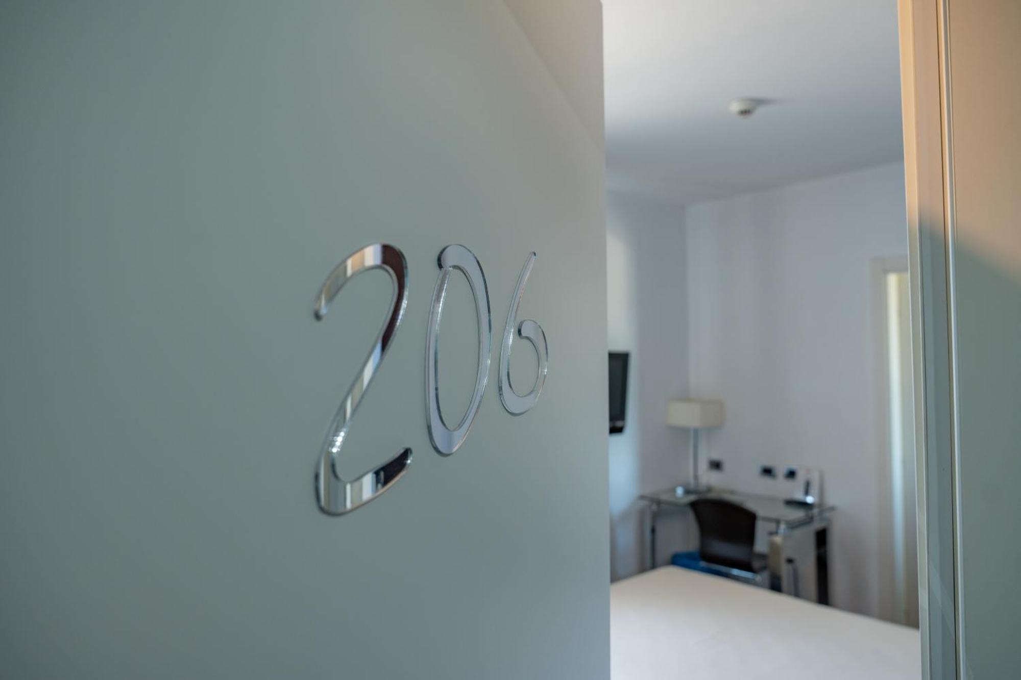 Hotel Napoleon Torre Melissa Luaran gambar