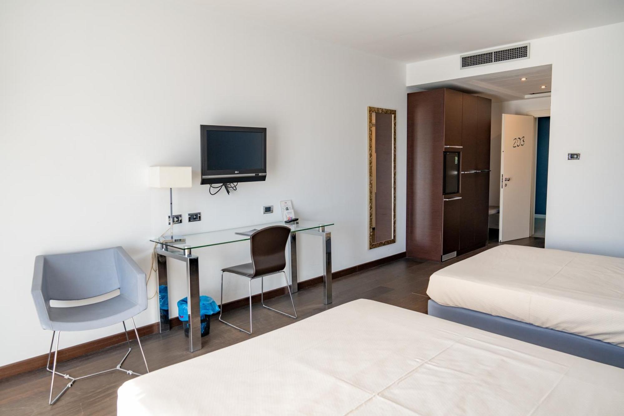 Hotel Napoleon Torre Melissa Luaran gambar