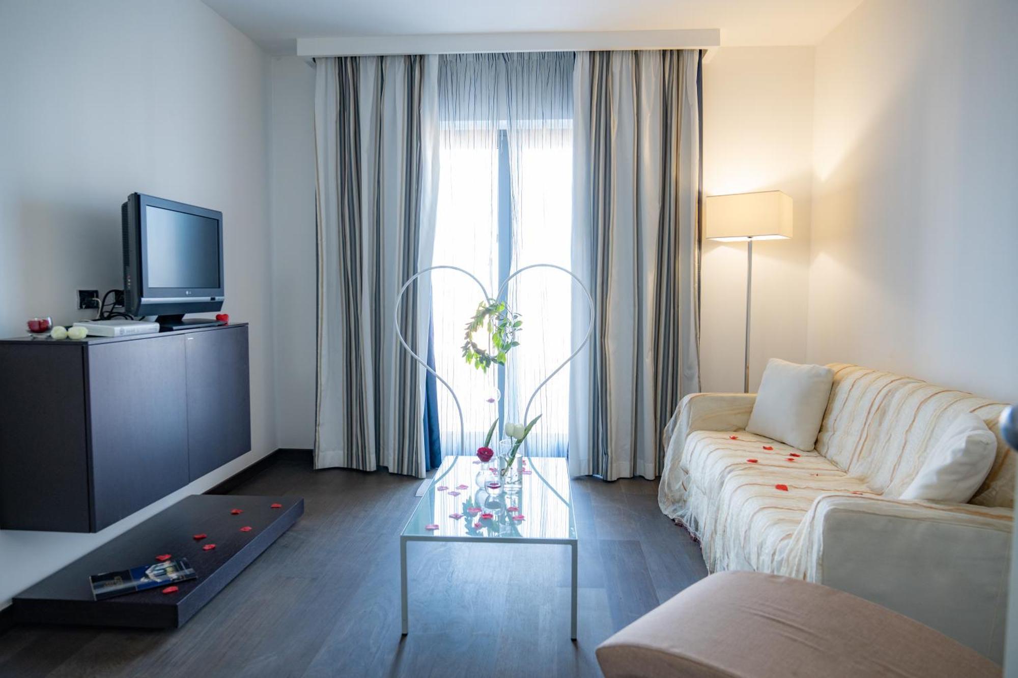 Hotel Napoleon Torre Melissa Luaran gambar