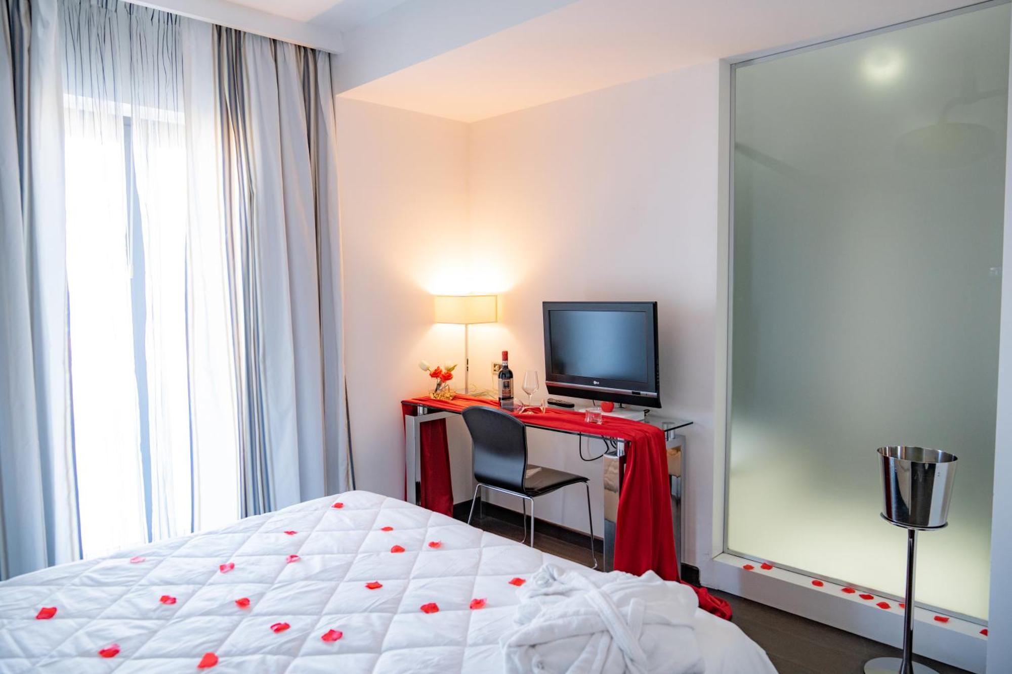 Hotel Napoleon Torre Melissa Luaran gambar