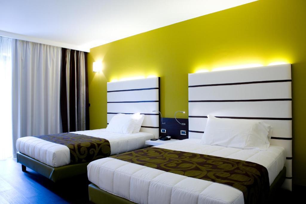 Hotel Napoleon Torre Melissa Bilik gambar